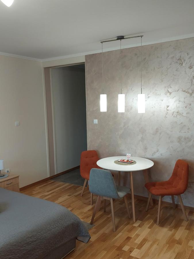 Apartman MILURO Apartment Subotica Bagian luar foto